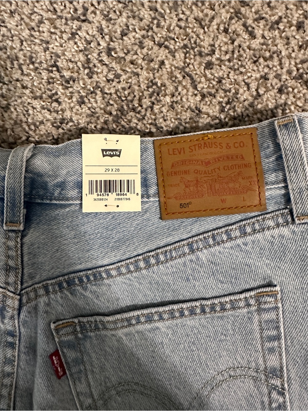 Levi Original 501 Original Cropped Light Wash 29 x 28 - Picture 10 of 10